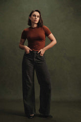 CREW NECK T-SHIRT - BROWN