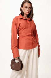 WAIST ACCENTUATED SHIRT