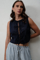 BRODERIE ANGLAISE SLEEVELESS TIE-UP TOP