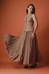PLEATED MAXI SKIRT - BROWN