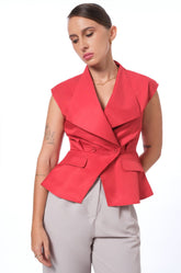 EXTENDED SHOULDER BLAZER TOP - RED