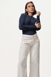 SEAM DETAILED T-SHIRT - BLUE