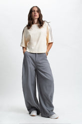 OVERSIZED TEE WITH CONTRAST STRIPE