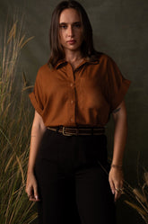 EXTENDED SHOULDER LOSEFIT TOP - BRWON