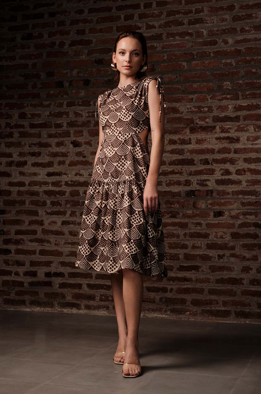 Cut Out Detailed Midi Dress-Brown – The Cult Original
