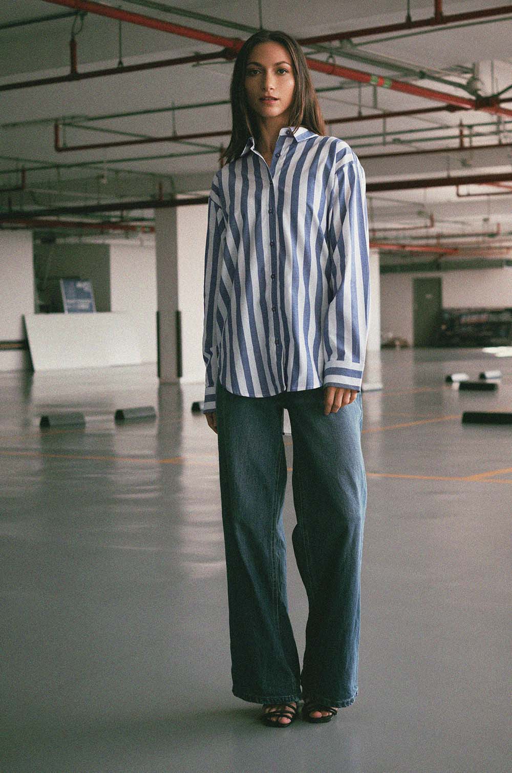 Curved Hem Oversized Shirt - Blue