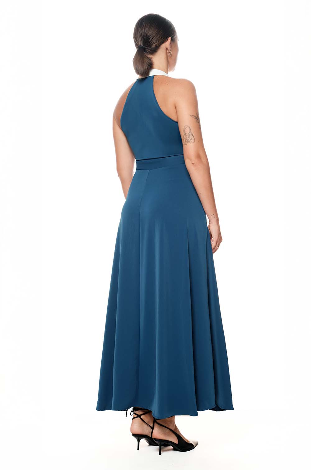 CONTRAST COLLAR MAXI DRESS