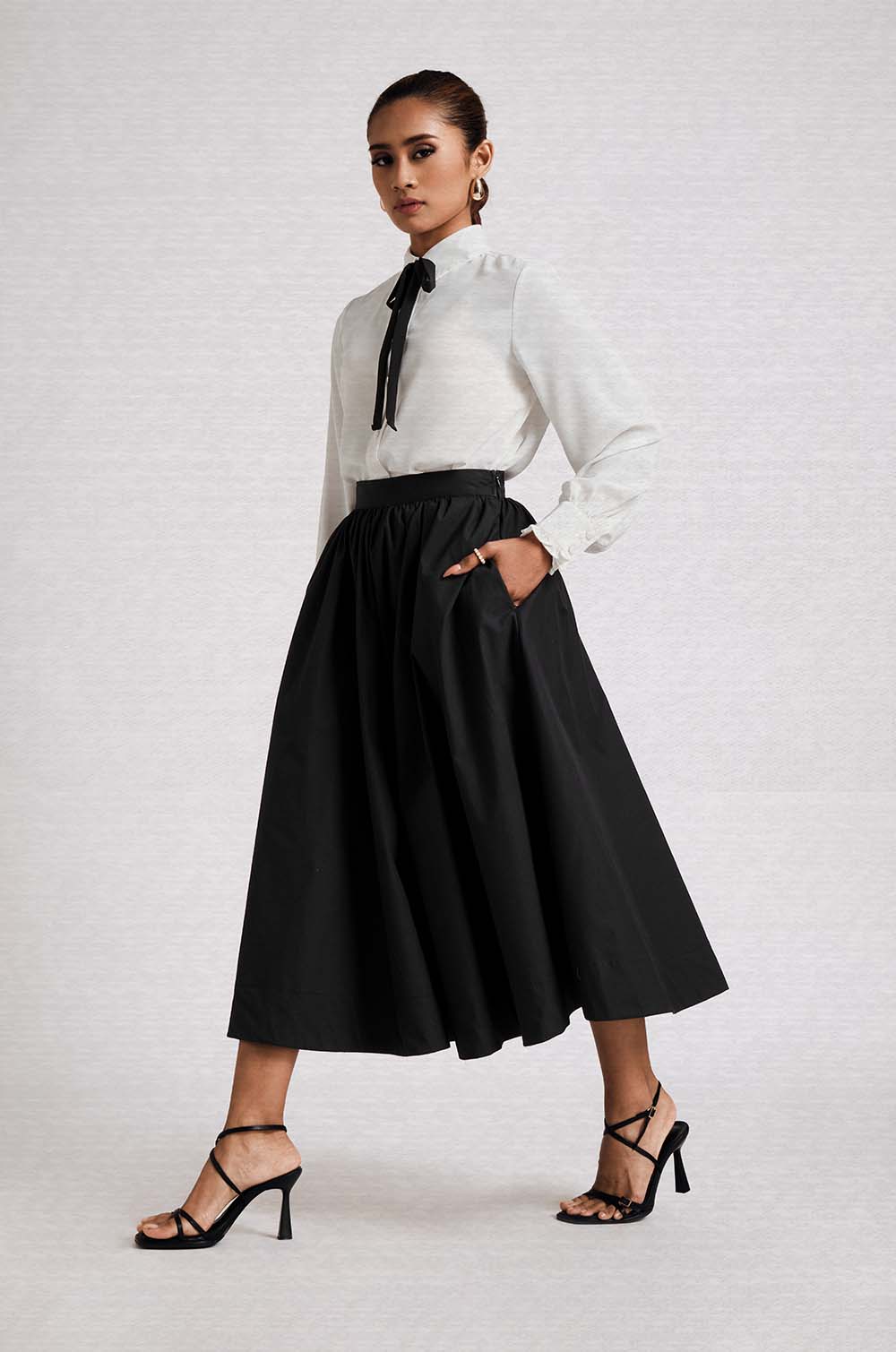 Flared Midi Skirt-Black