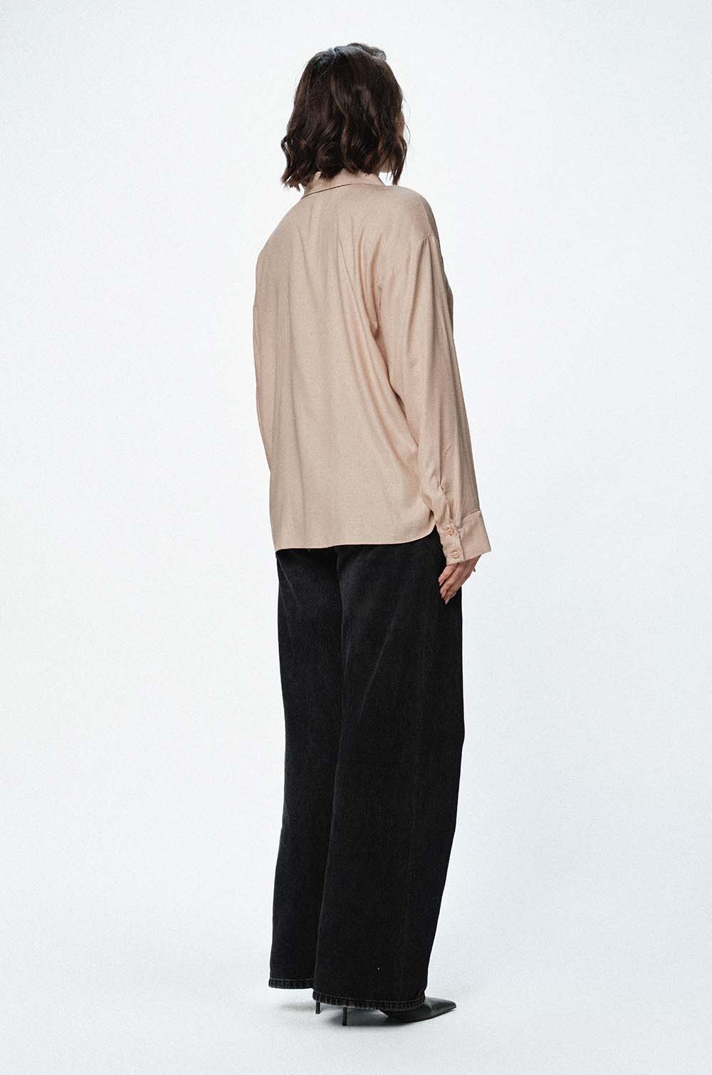SINGLE POCKET OVERSIZED TOP - BEIGE