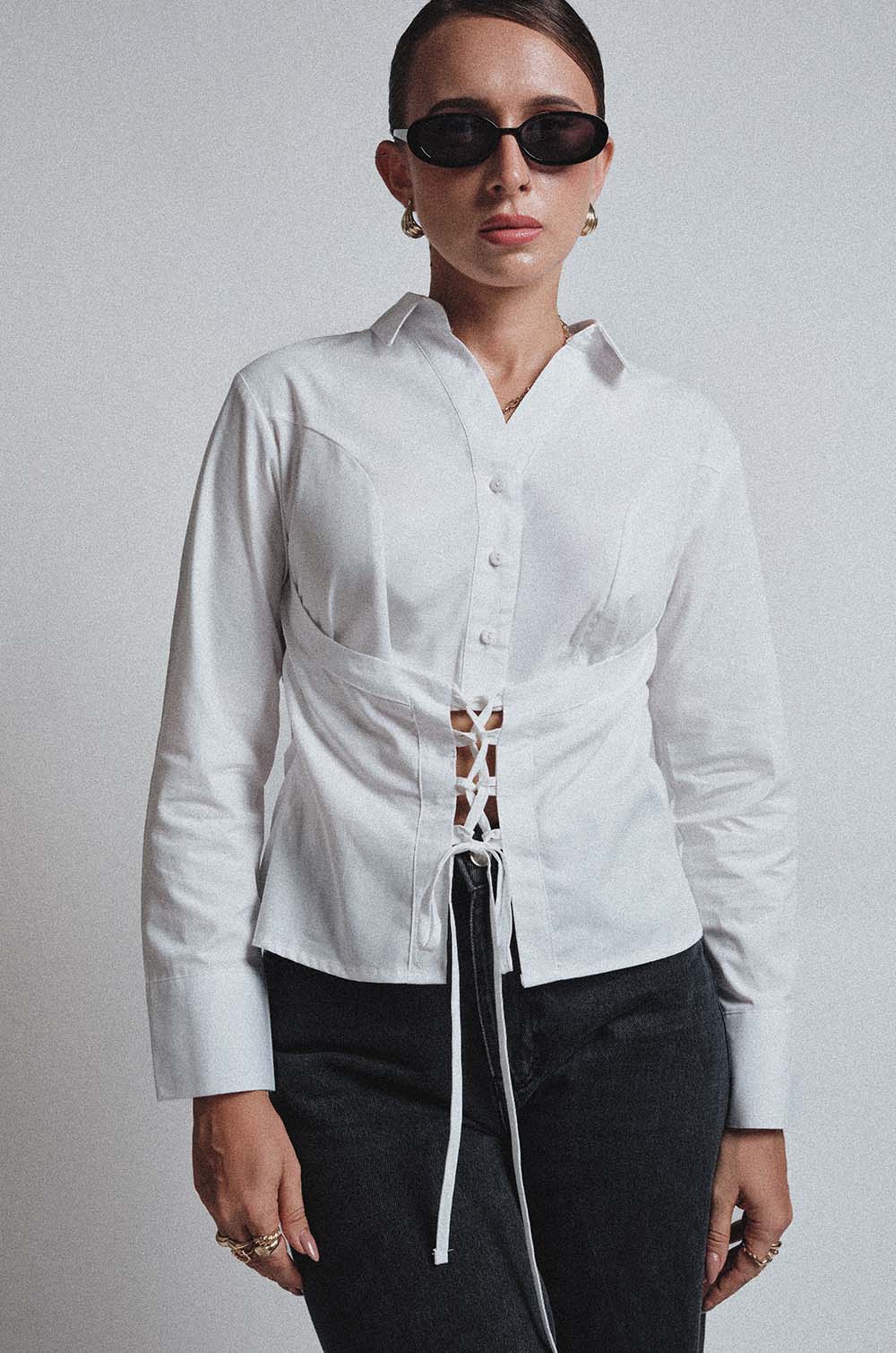 TIE DETAILED TOP