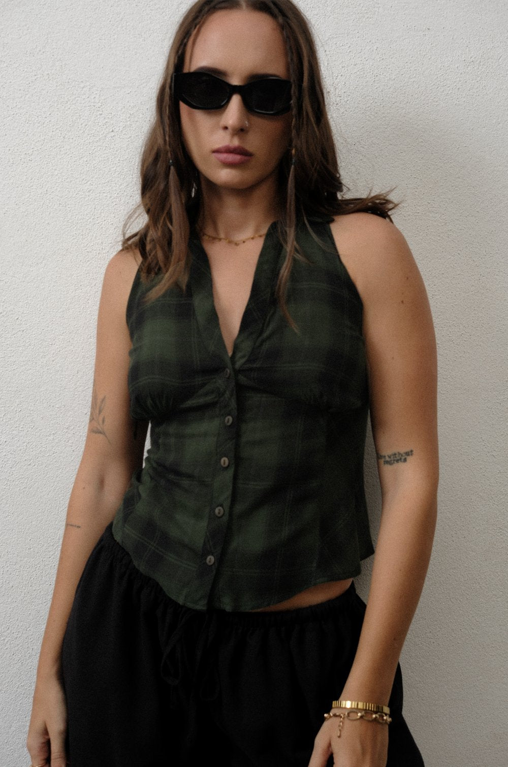 SLEEVELESS BUTTON UP HALTER TOP - GREEN CHECK