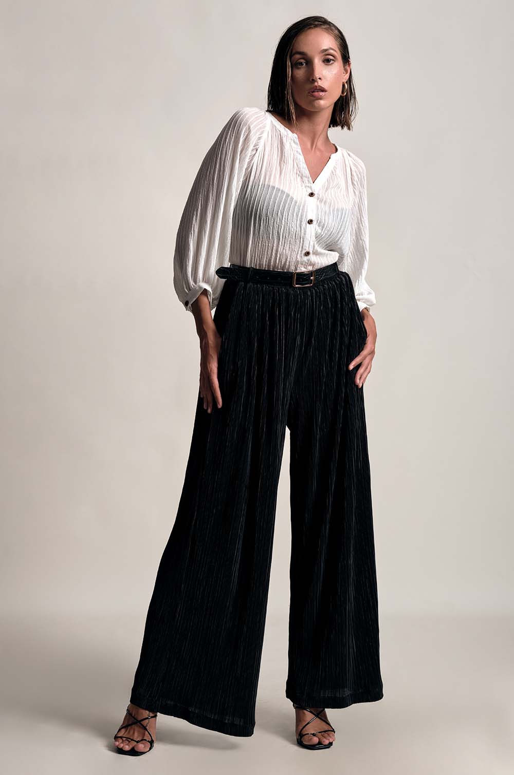 Voluminous Textured Pants