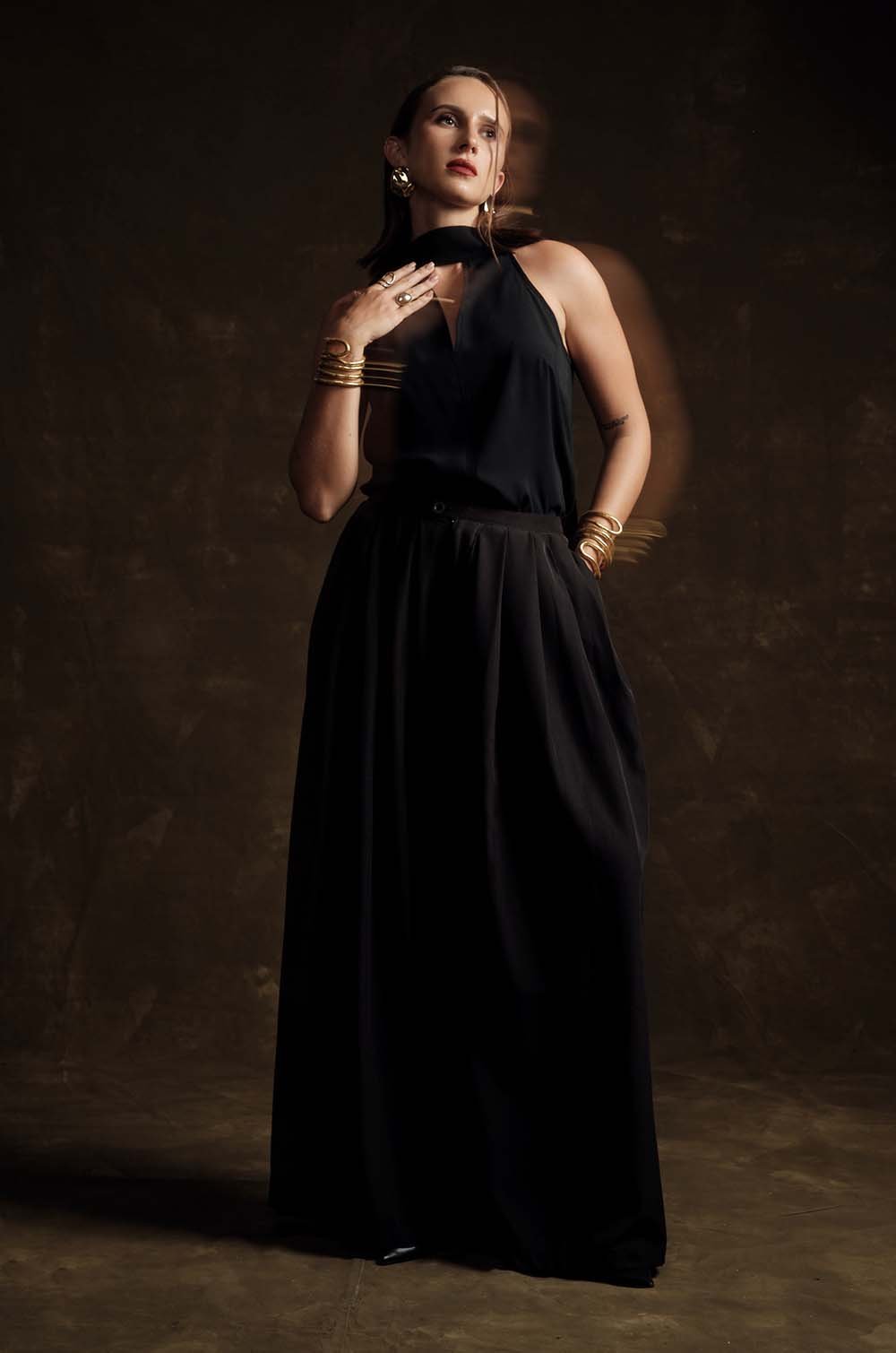 SLEEVELESS TOP WITH ATTACHED SHAWL - BLACK