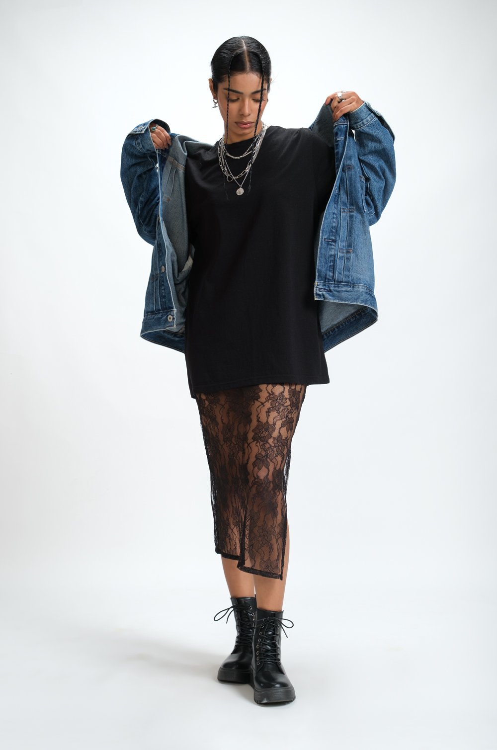 MIDI LACE SKIRT WITH INNER SHORT - BLACK
