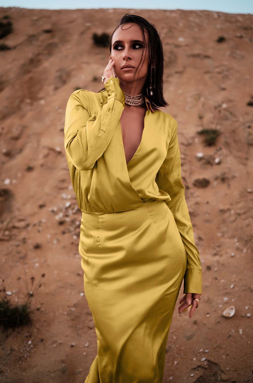 SLIT BACK SATIN SHIRT DRESS - YELLOW
