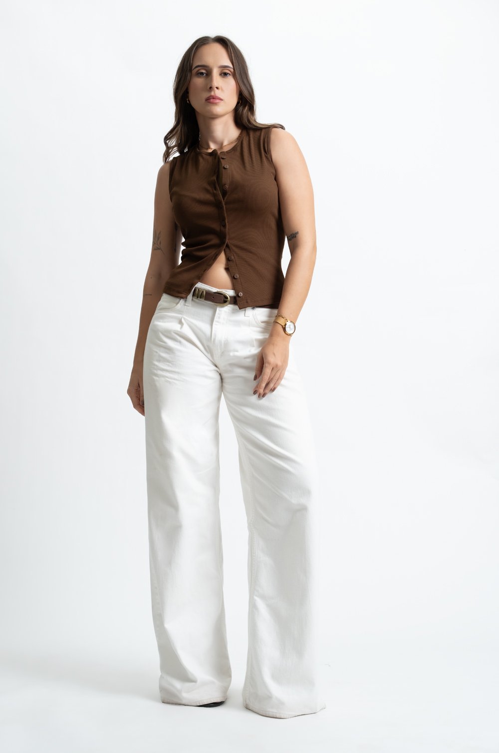 BUTTON UP SLEEVELESS VEST - BROWN