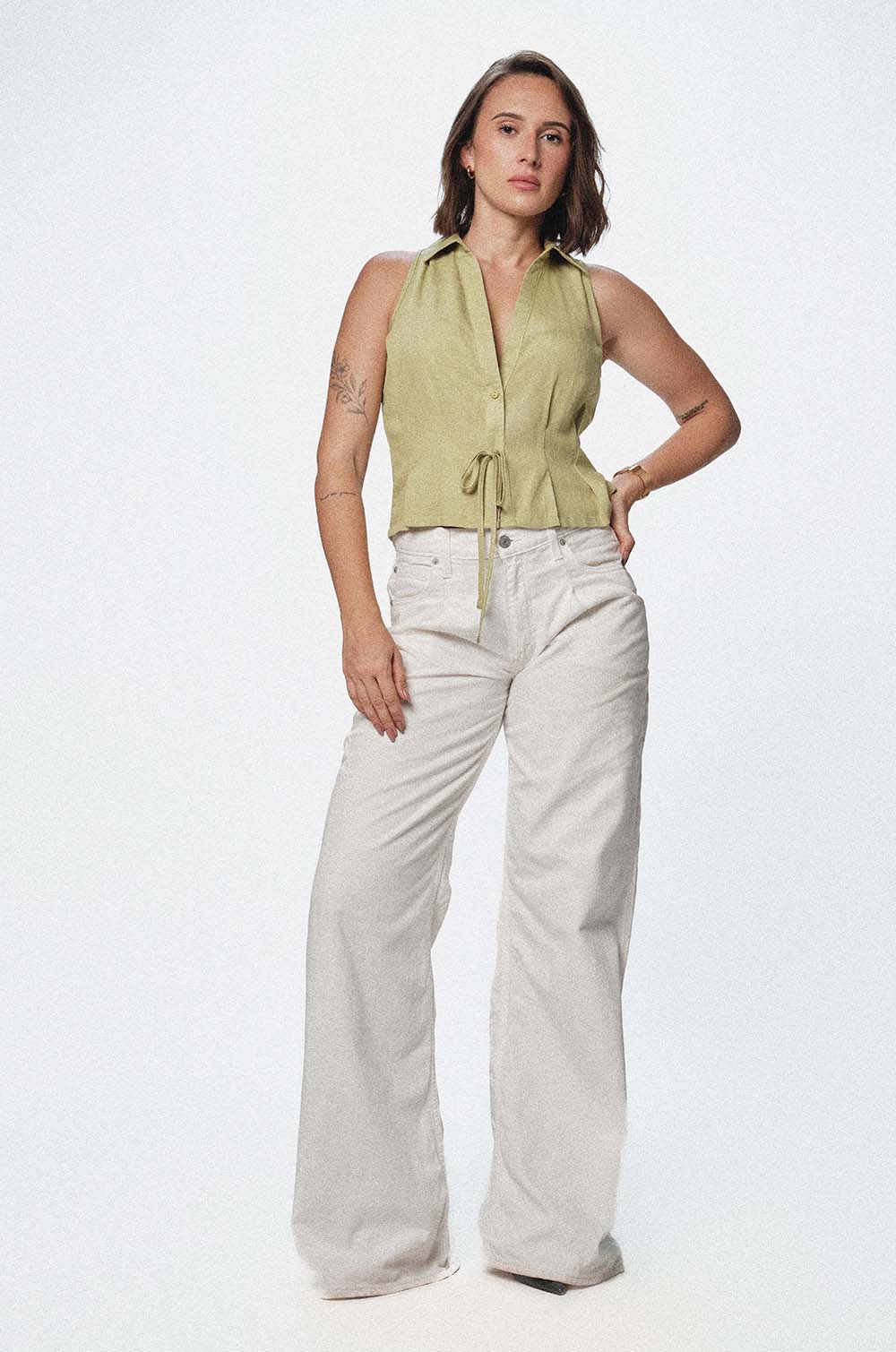 PLEAT DETAILED TOP - GREEN
