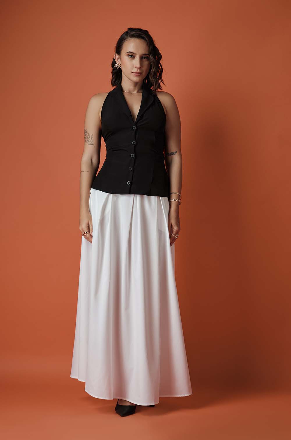 CINCHED WAIST SLEEVELESS TOP - BLACK