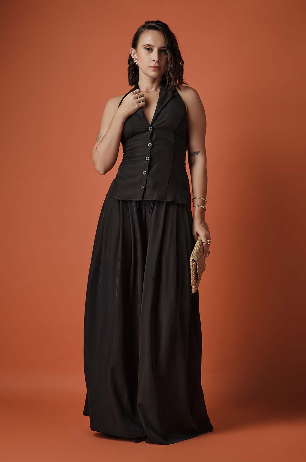FLOWY PLEATED PANTS - BLACK