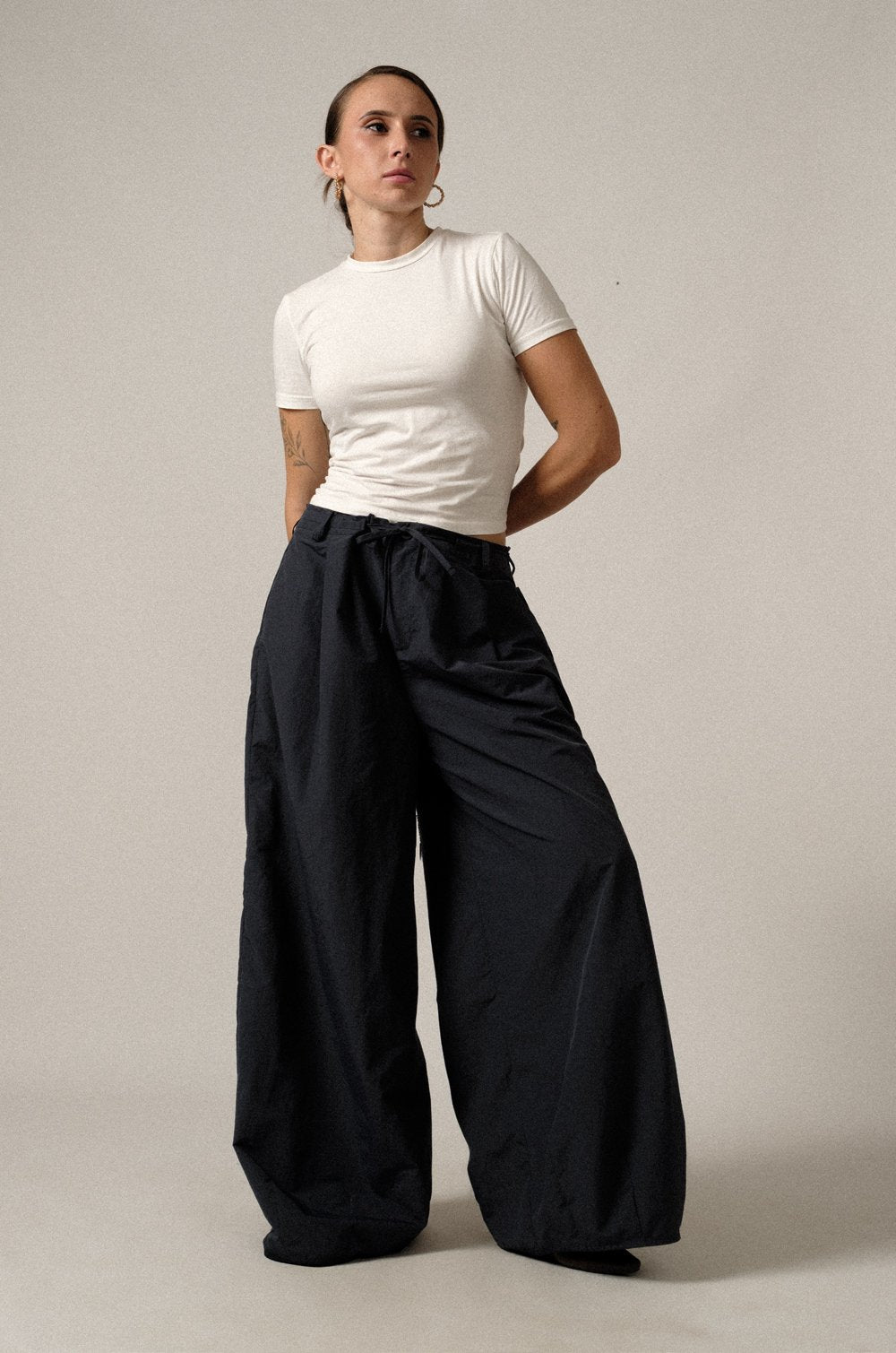 DRAWCORD BARREL PANT - NAVY