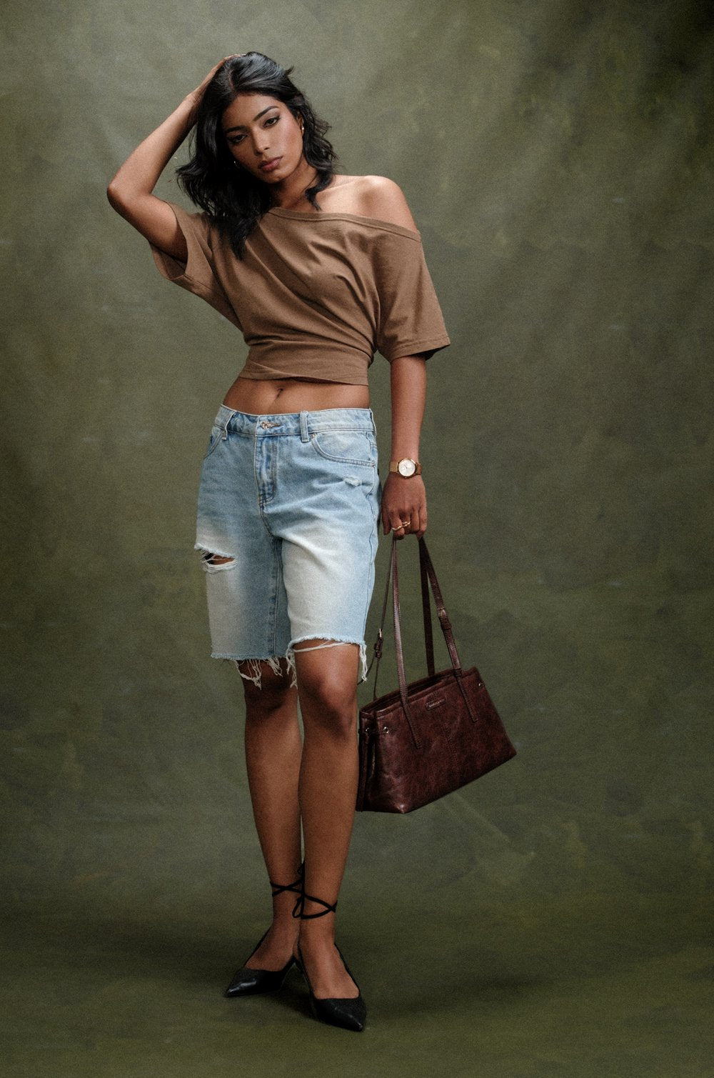 ASYMMETRIC OFF-SHOULER SHORT SLEEVE TOP