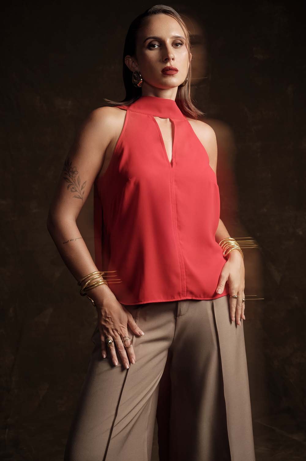 SLEEVELESS TOP WITH ATTACHED SHAWL - RED