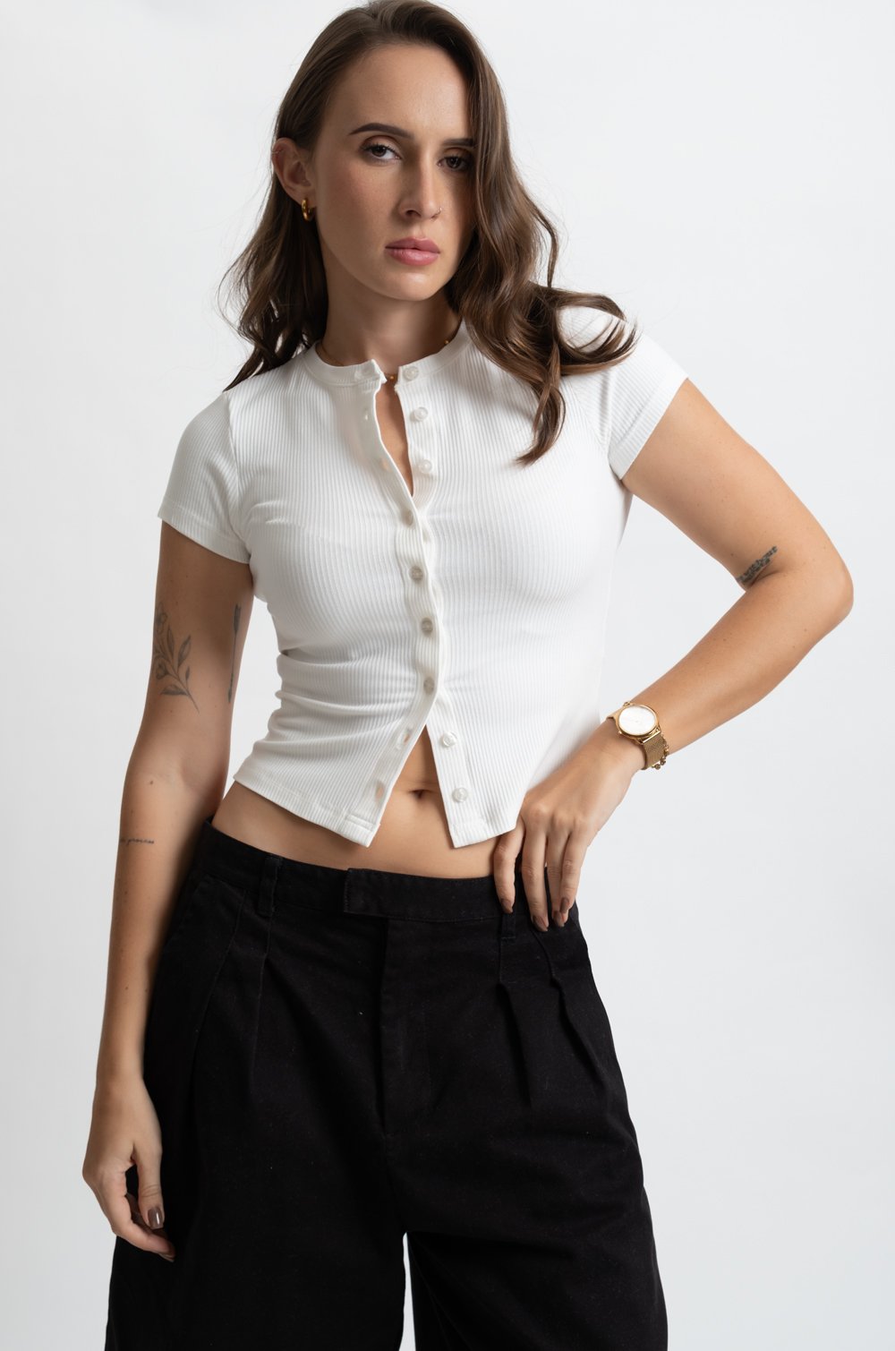 SHORT SLEEVE BUTTON FRONT TOP - OFF-WHITE