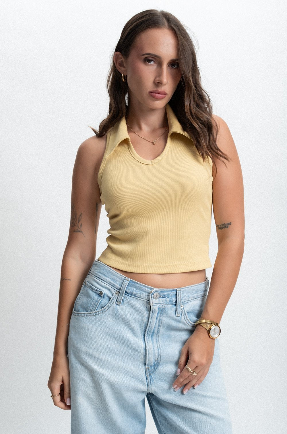 SLEEVELESS COLLAR TOP - YELLOW