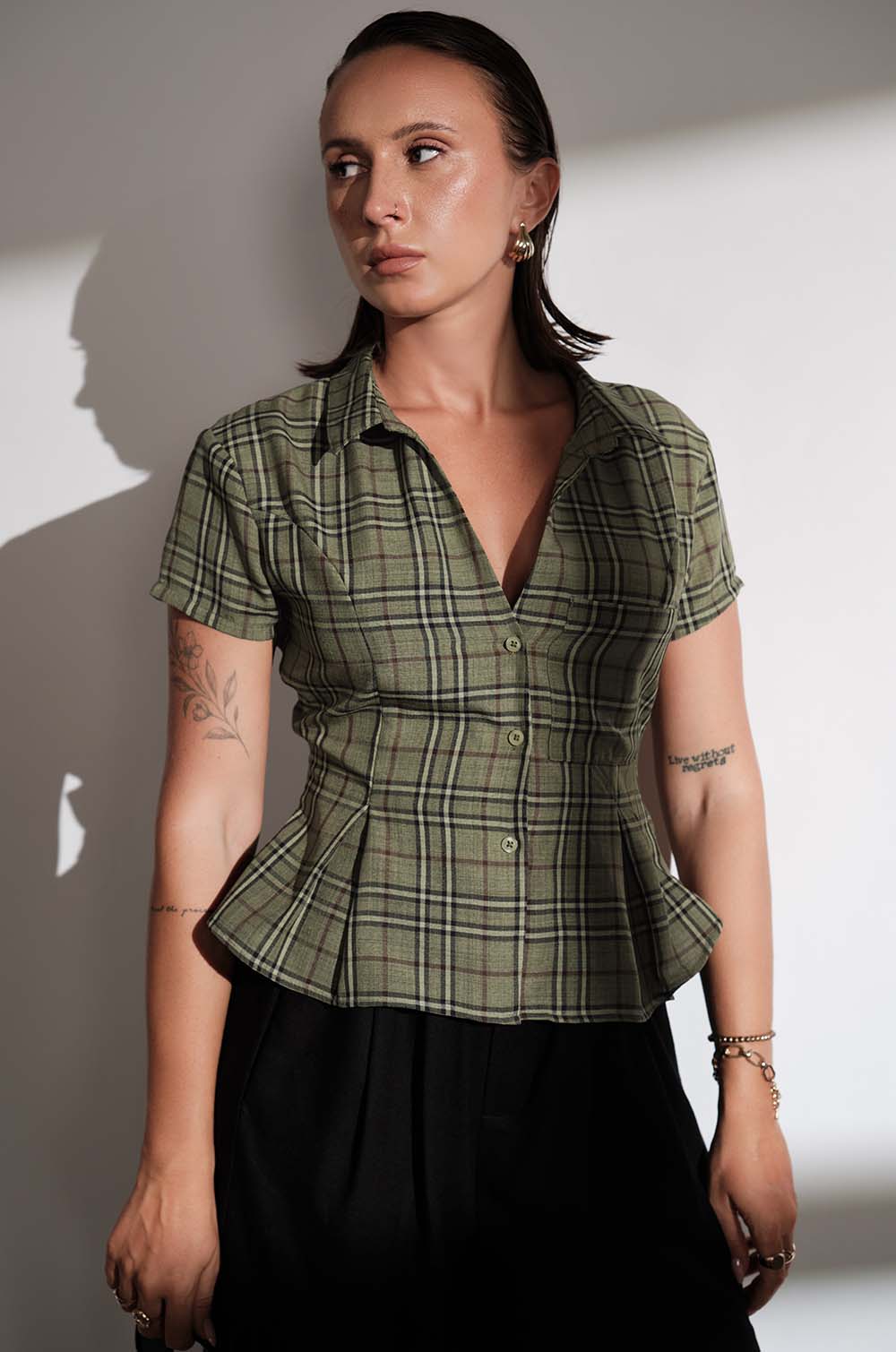 SHORT SLEEVE CHECKED TOP - GREEN