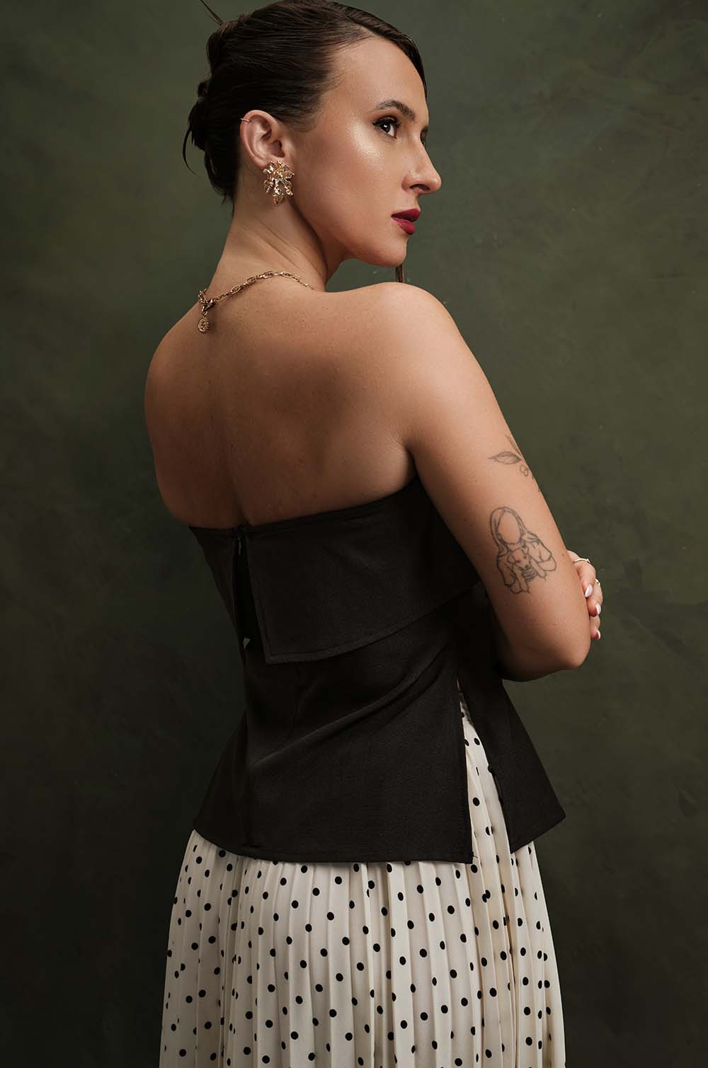 FLAP DETAILED TUBE TOP