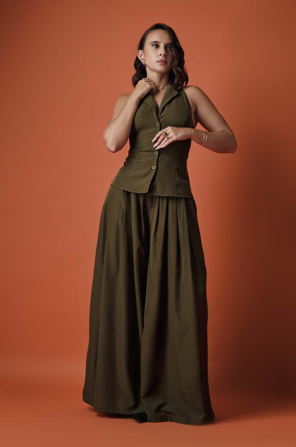 FLOWY PLEATED PANTS - OLIVE
