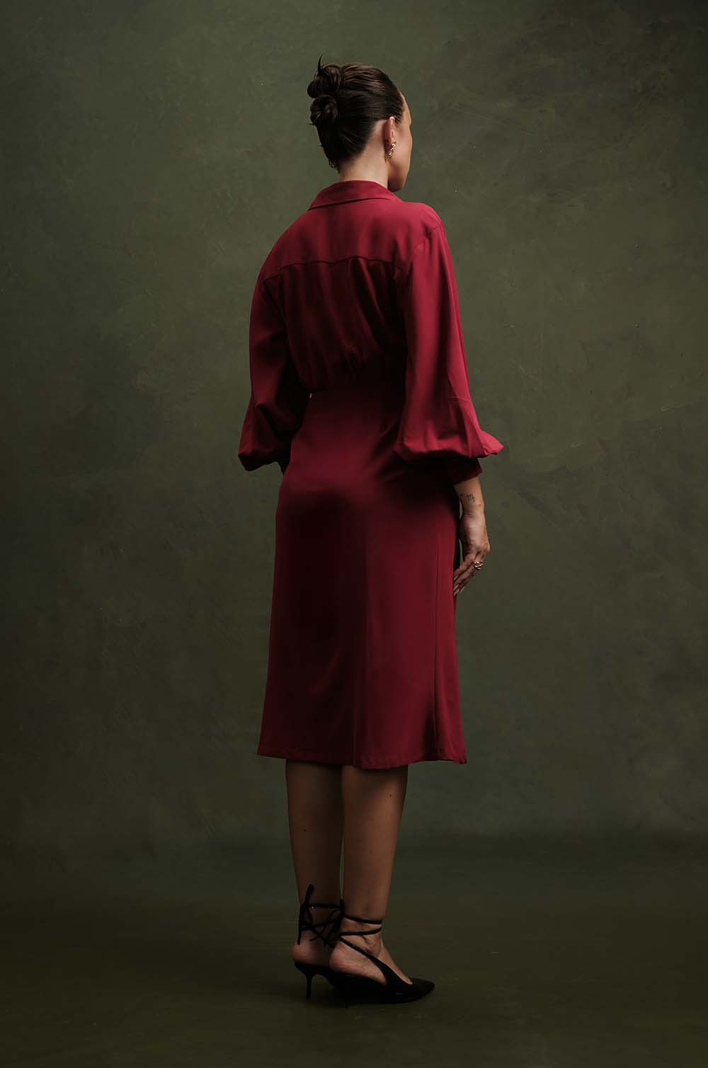 BALLOON SLEEVE MIDI DRESS