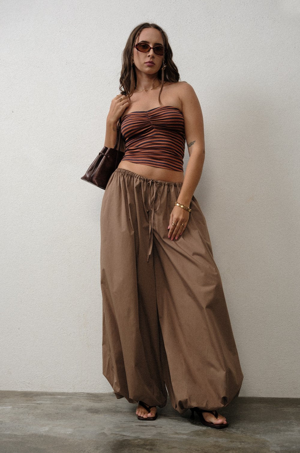 ELASTICATED BALLOON PANT - BROWN