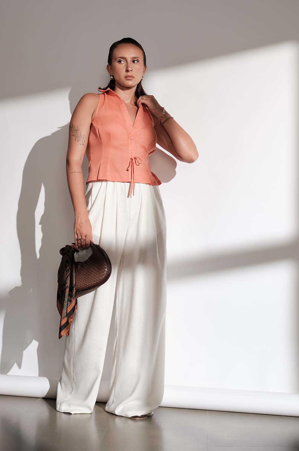 PLEAT DETAILED TOP - ORANGE