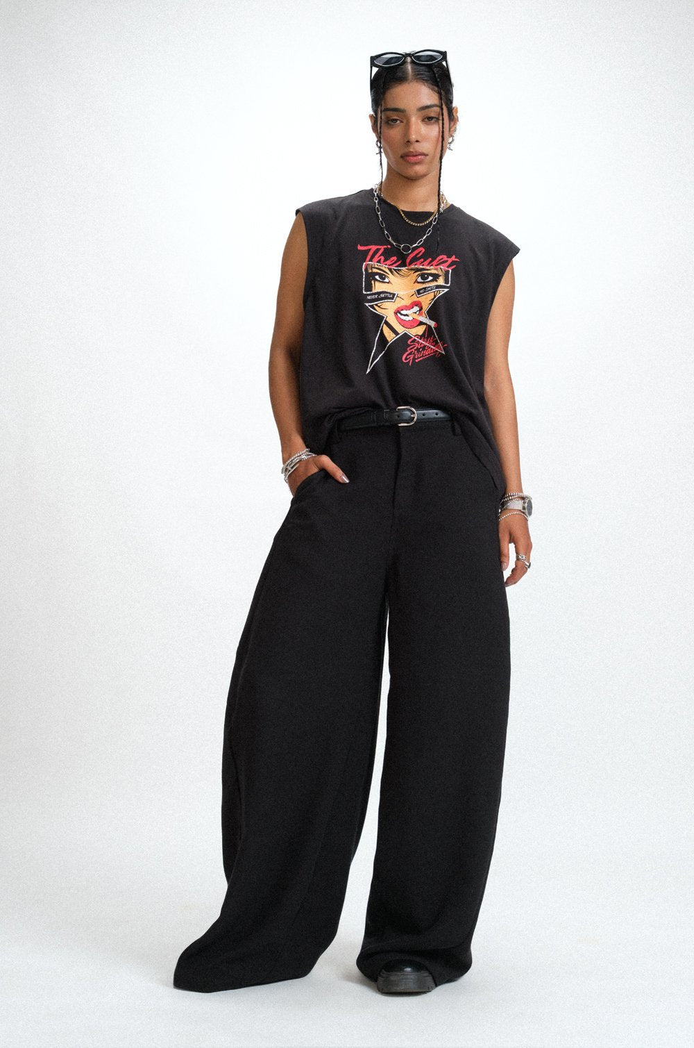 GRAPHIC PRINTED ARMCUT