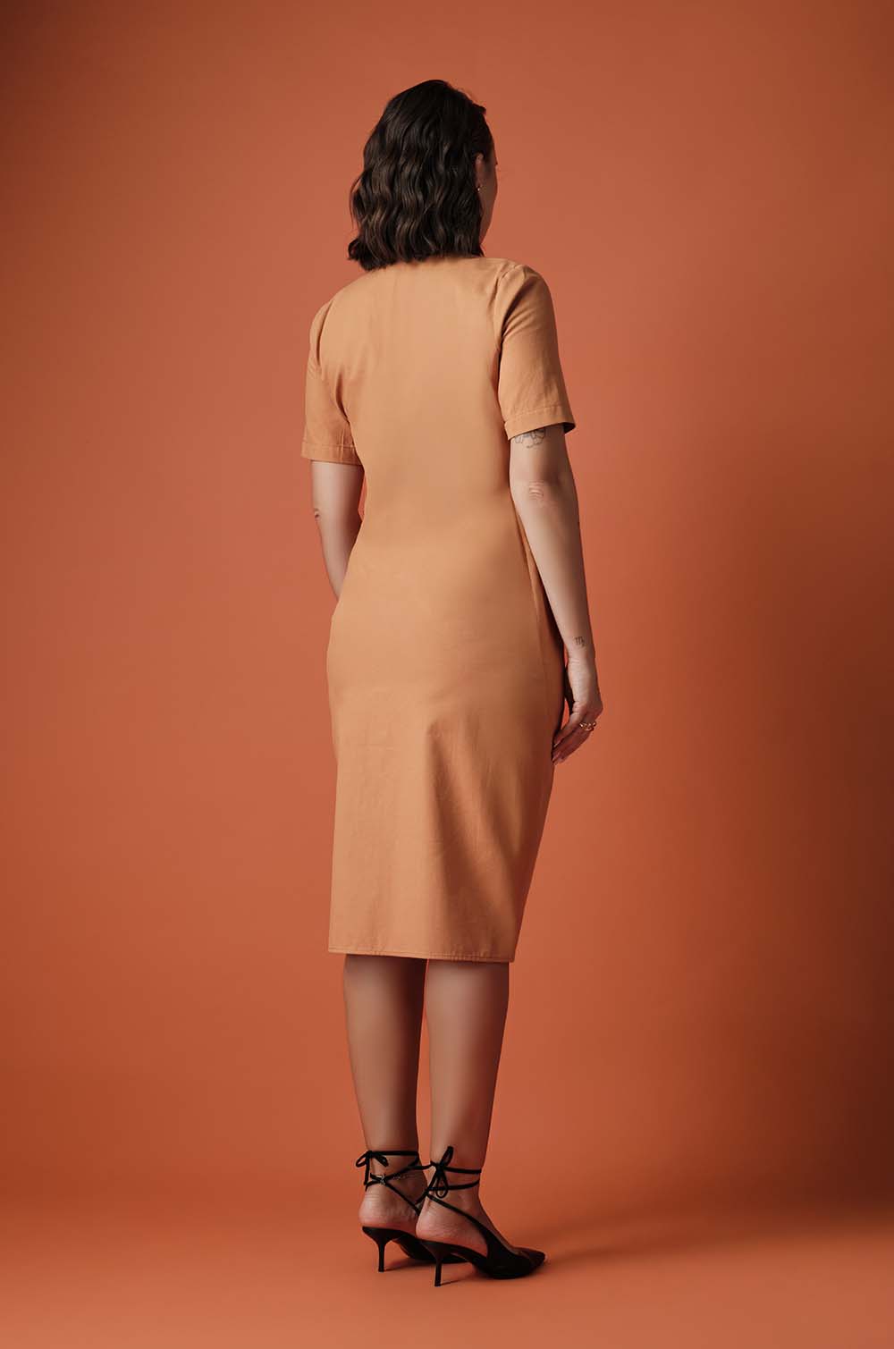 FRONT DETAILED MIDI DRESS
