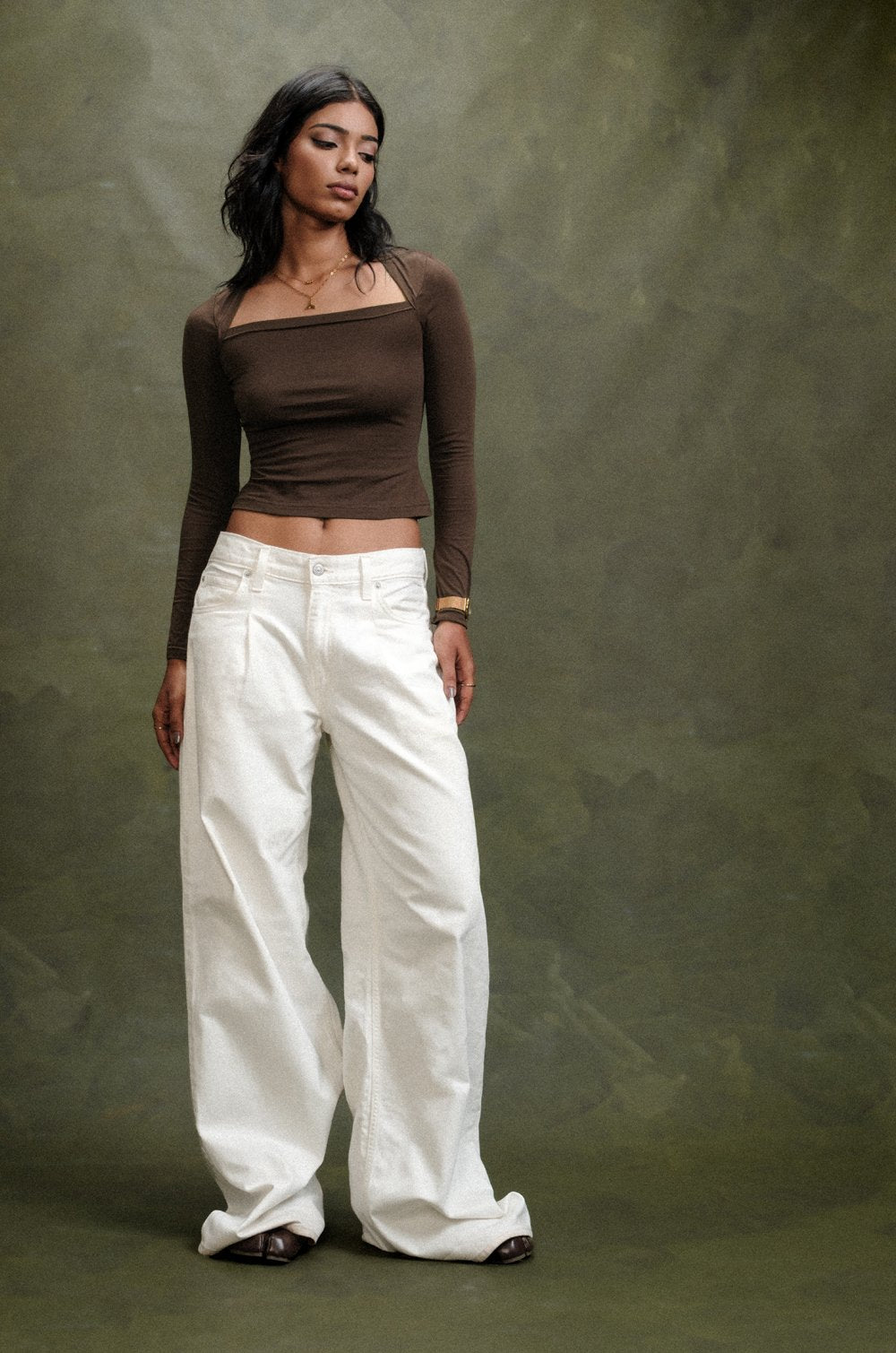 OVERLAPPED SQUARE NECK TOP - DARK BROWN