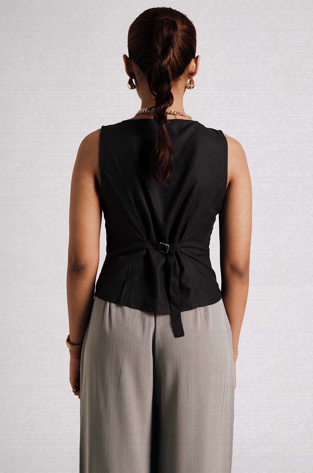 Sleeveless Vest - Black