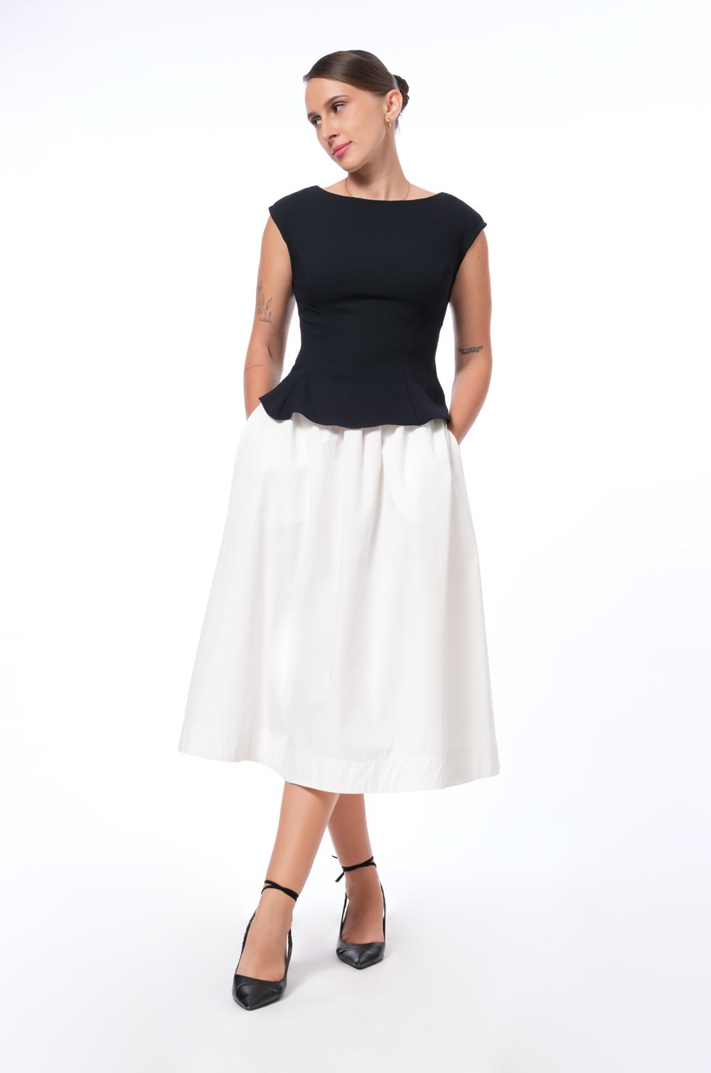 BOAT NECK PEPLUM TOP - BLACK