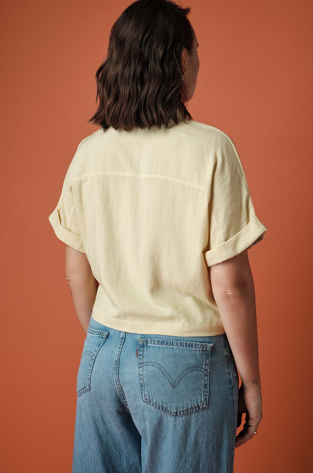 SEAM DETAILED TOP - YELLOW